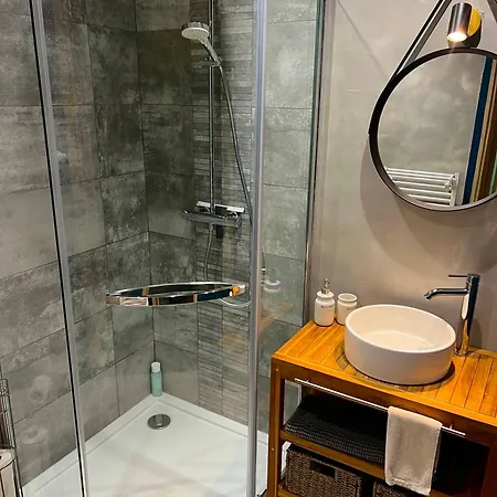 L’éscale étape 3* Lagney